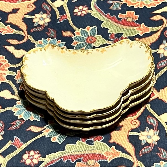 Vintage Bone Dishes - Picture 2 of 4